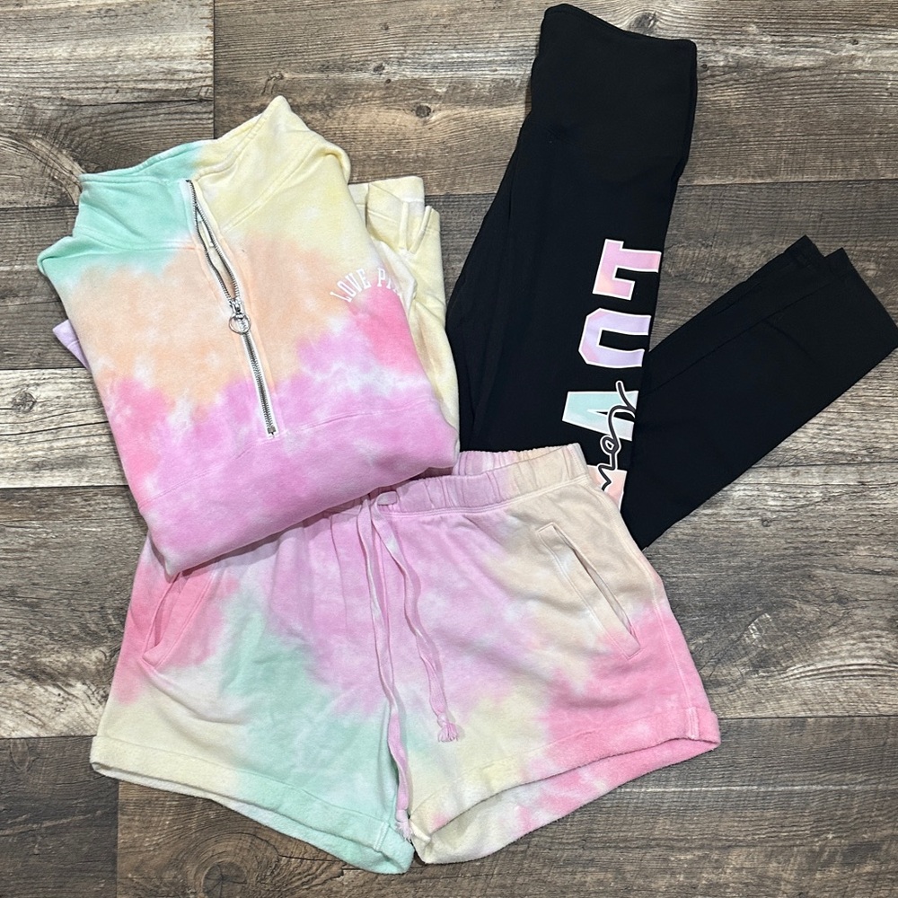 VS PINK Frey’s Tie Dye Set 3 Pieces